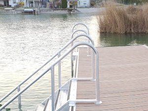 Schwimmplattform